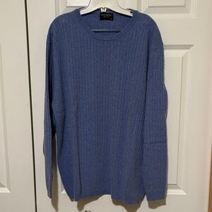 Blue Crewneck Men's cashmere blend Sweater EUC 🙌